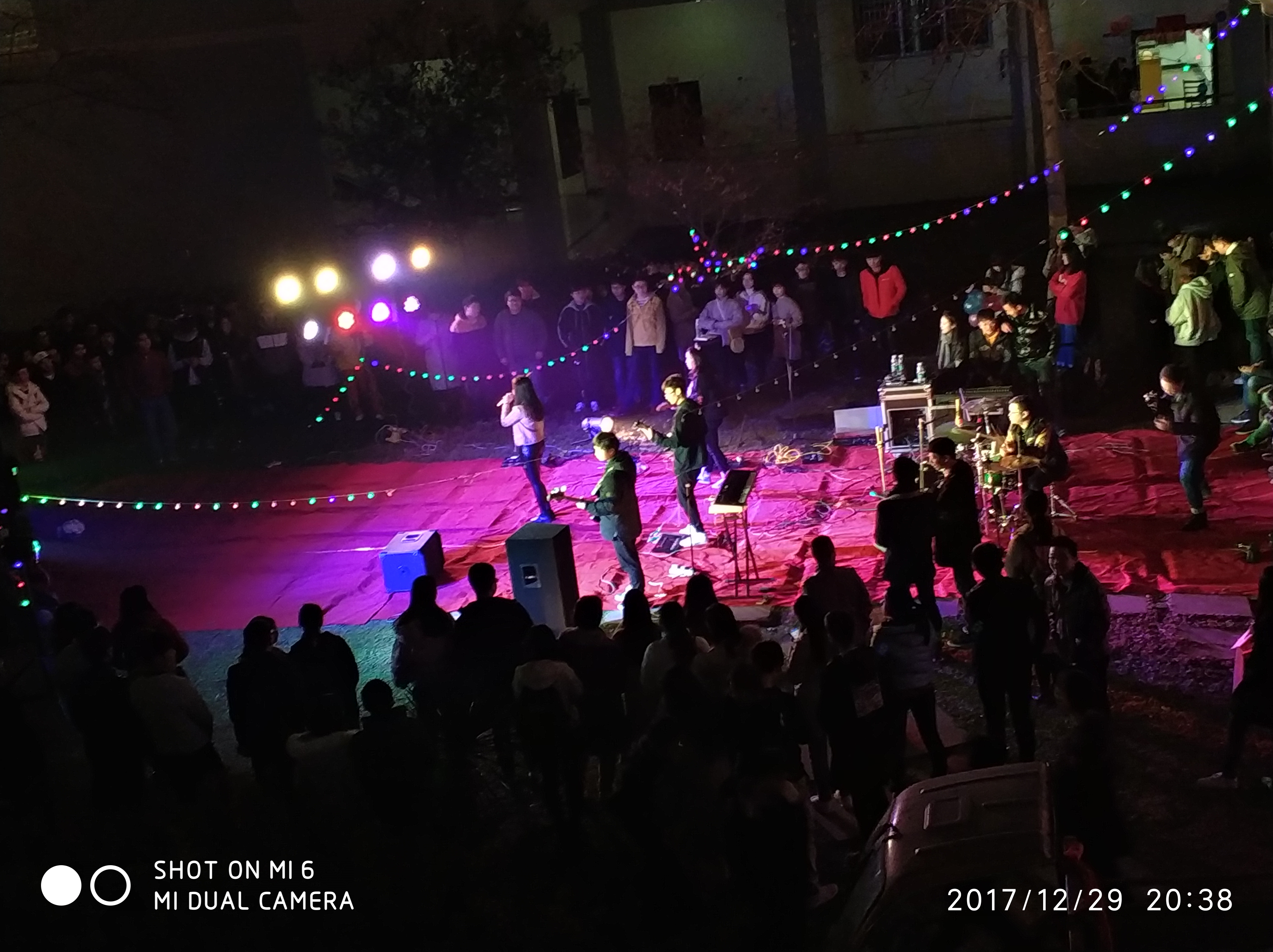 请输入图片描述