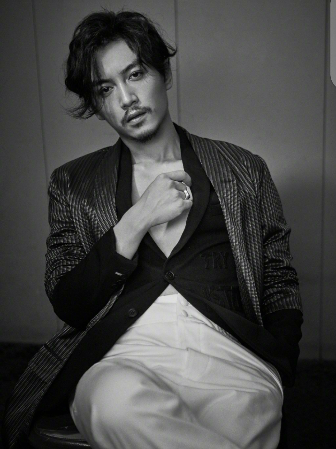 李涛,张震帅吗? —— 晋江文学城网友交流区