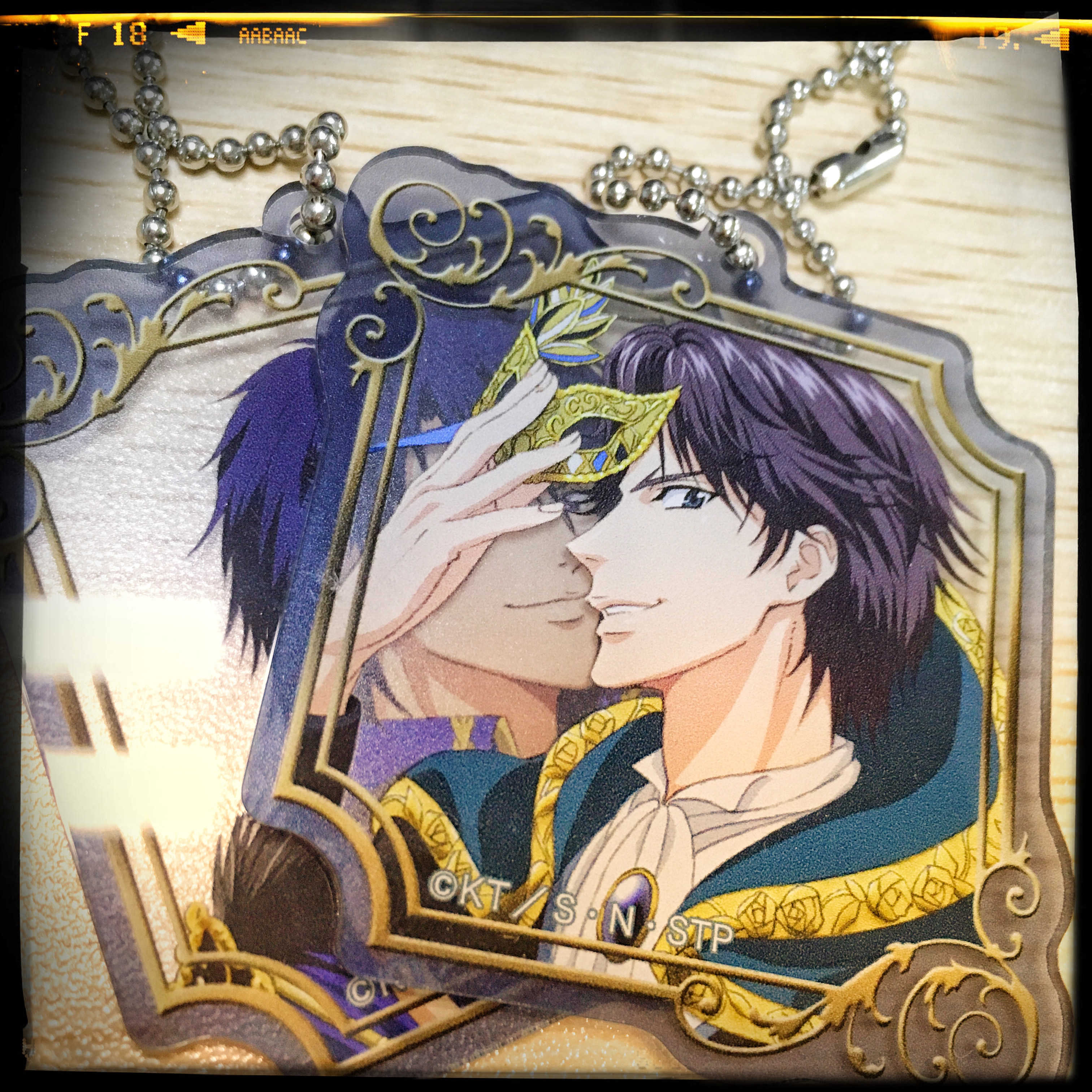 wow翻页啦～ 假面亚力克到了!他们炒鸡好看!