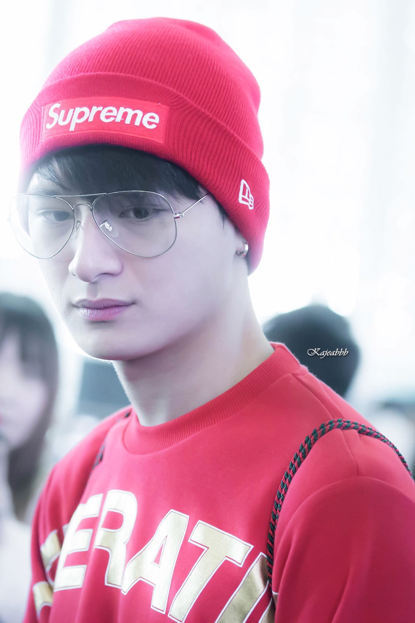 留言区 (显示全部) 清迈是大二学长义务给侦侦摆地摊的,和泰乔恩不同