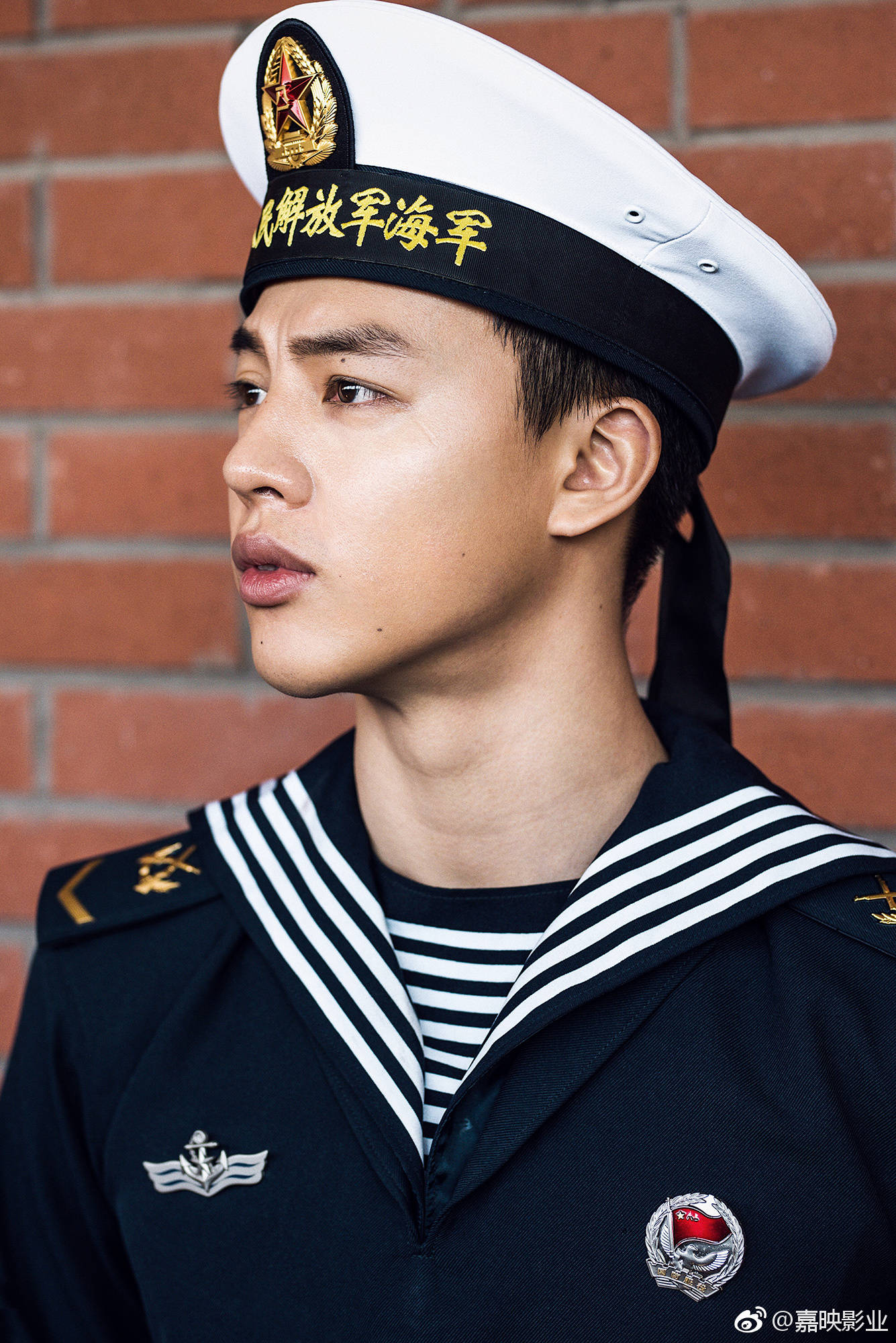 主题:看了红海被李懂戳中怜爱之心,然后去搜演员,被"老艺术家"尹昉的