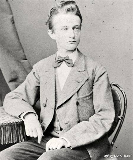 主题:笔杆,哪些学术界大佬年轻时的照片曾让你一眼万年[134]收藏该帖