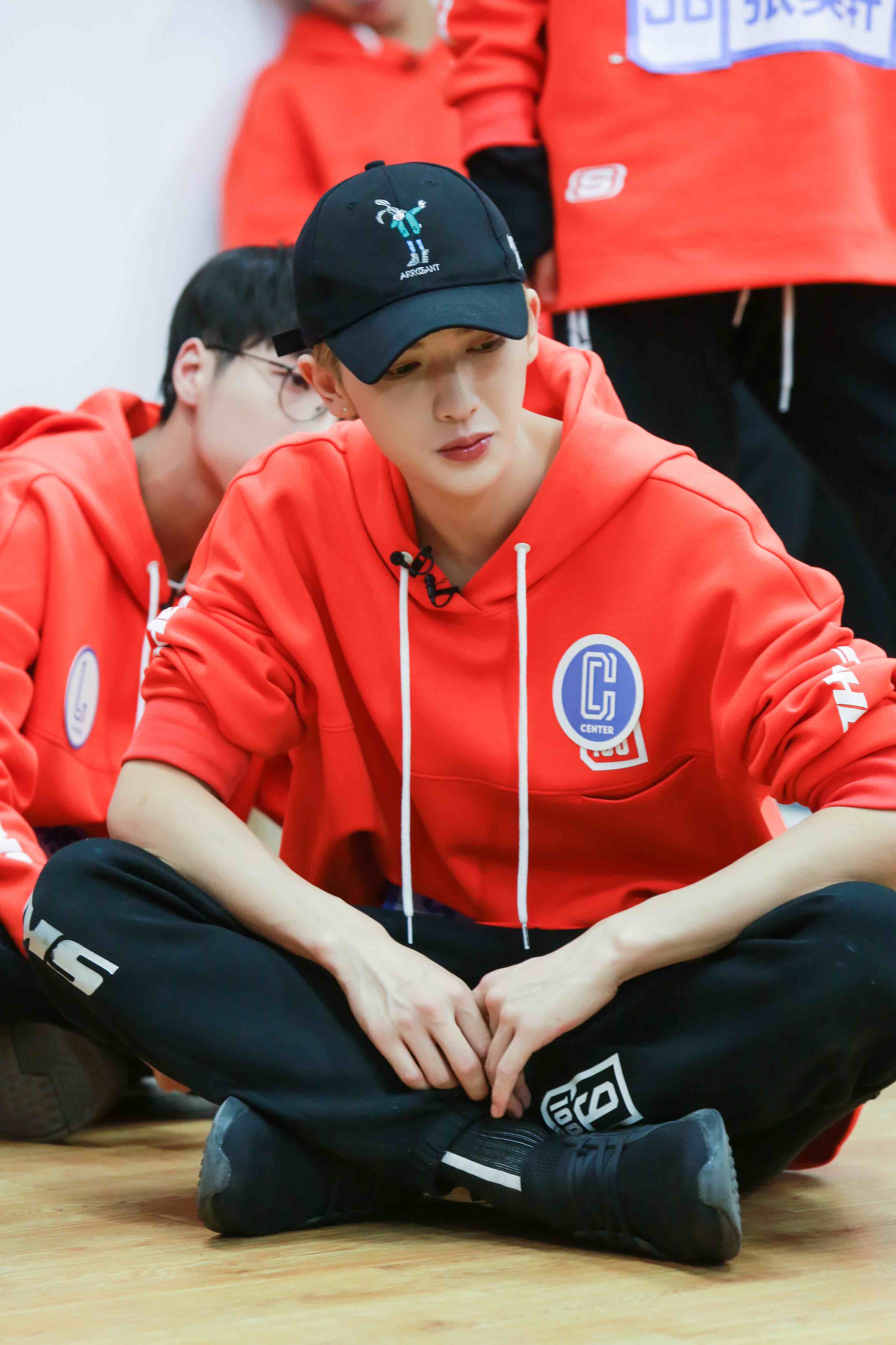 主题:悄悄说一句路人觉得6最好看[32]收藏该帖已收藏