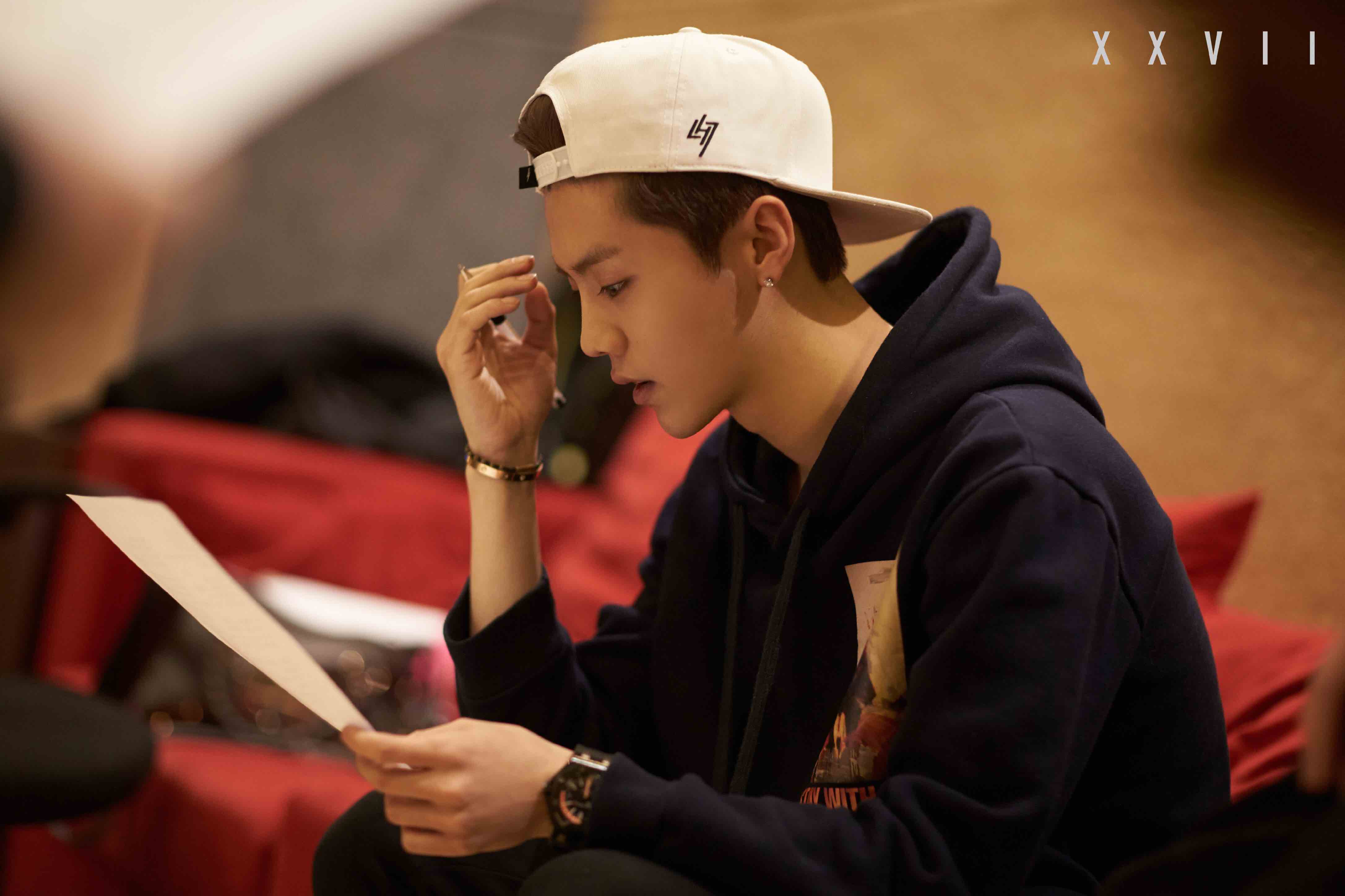 粉才不会选这几张 引用 〖梦溪石《千秋》成功签约繁体出版