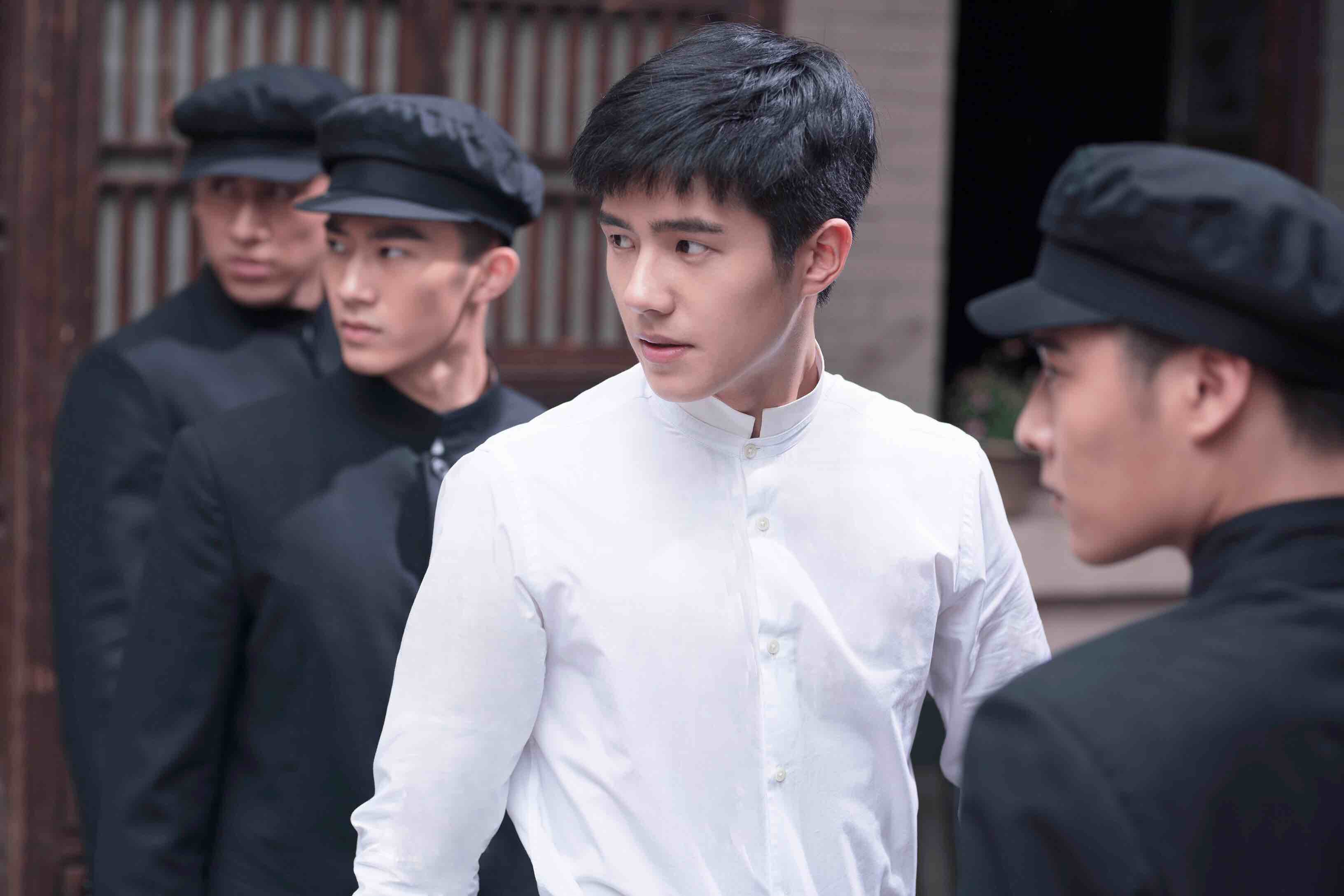 主题:远大前程番外《双龙会》霍震霄★日天专楼★4