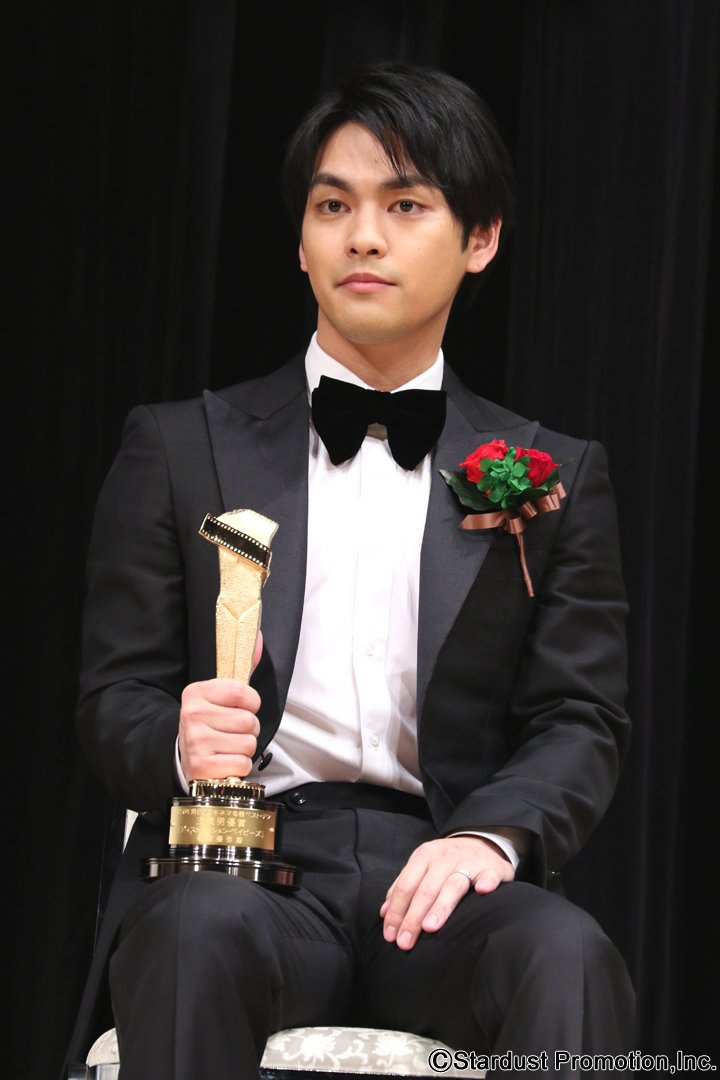 主题:14岁得戛纳影帝的柳乐优弥现在算不算长残了