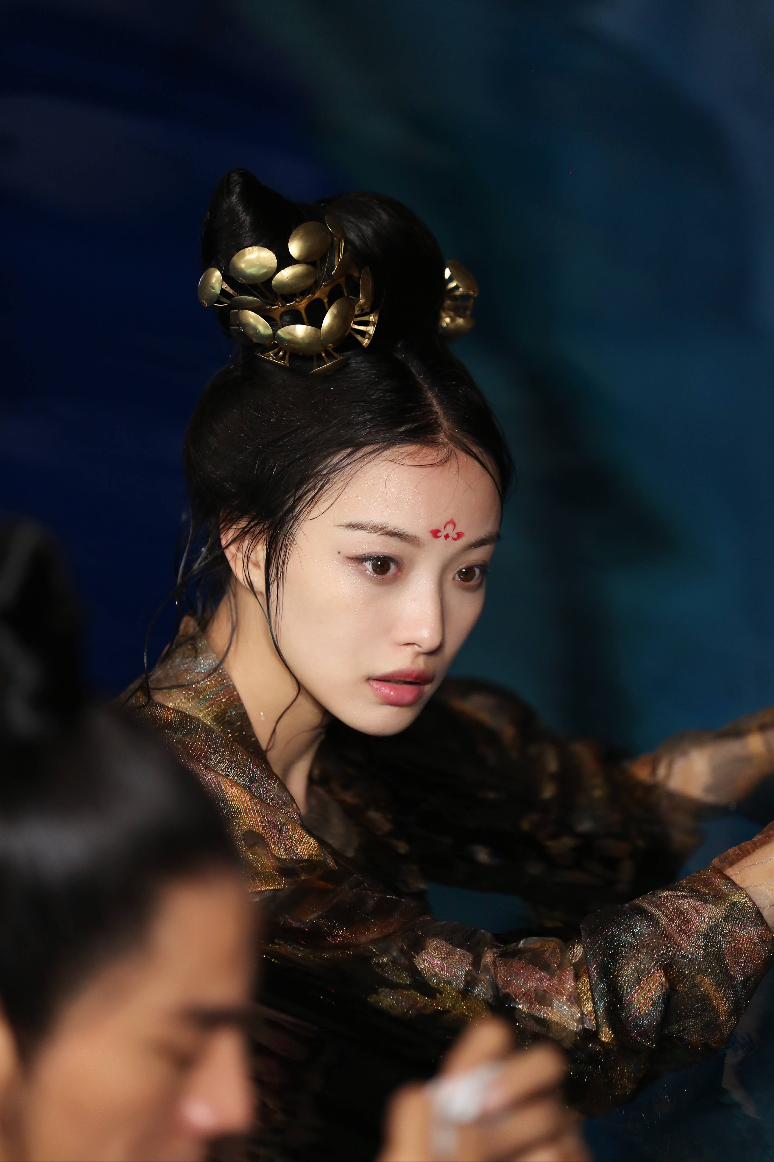 主题:原来倪妮的眼角有一颗泪痣[1]收藏该帖已收藏