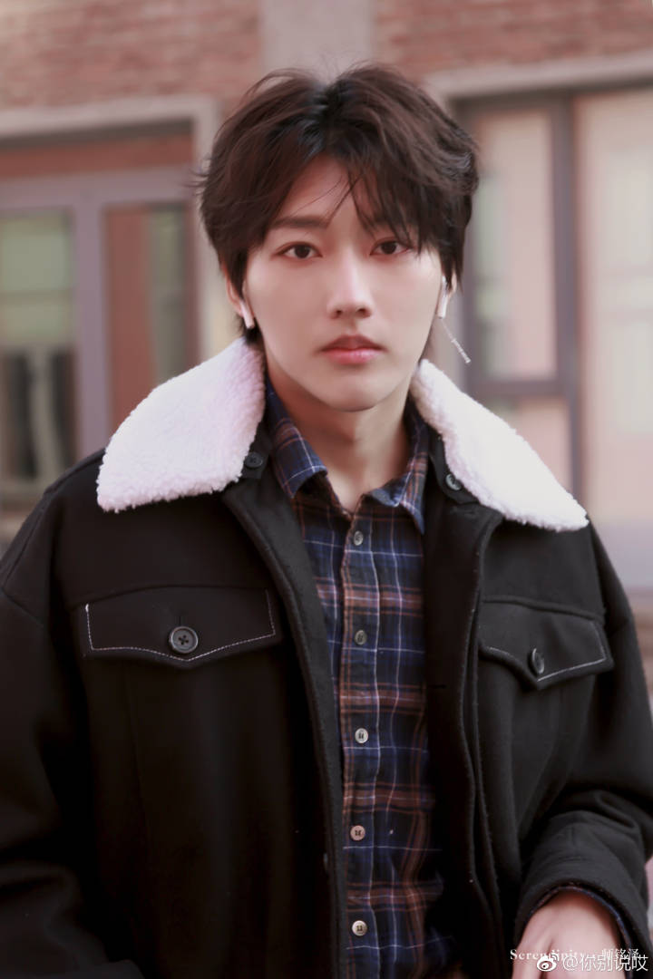 主题:取经,黑金的师铭泽怎么才能红?