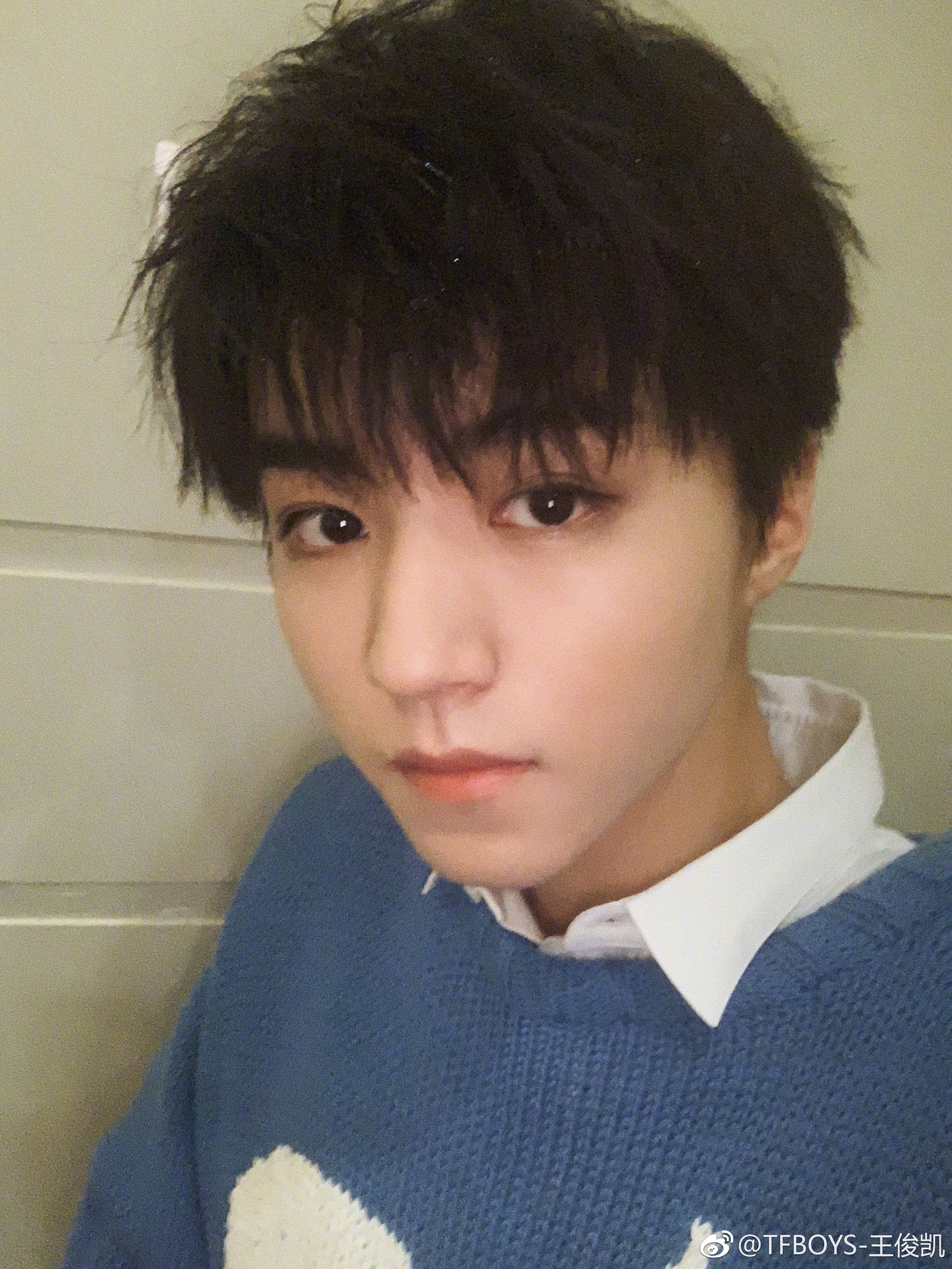 主题:卧槽来检验一下三字2019第一份自拍[283]收藏该帖已收藏