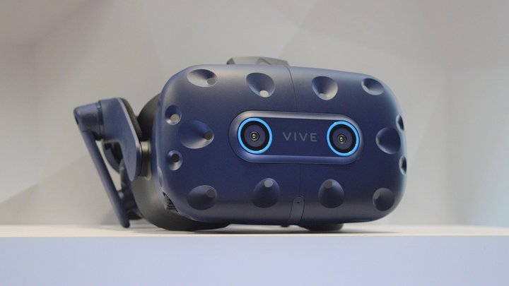 lg电视能卷屏,htc vr头盔无需用手即可操控   当中的 vive pro eye 是