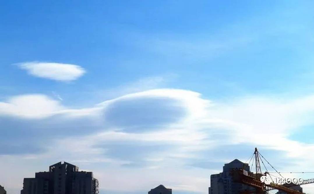 宇宙中央种族介入及统辖