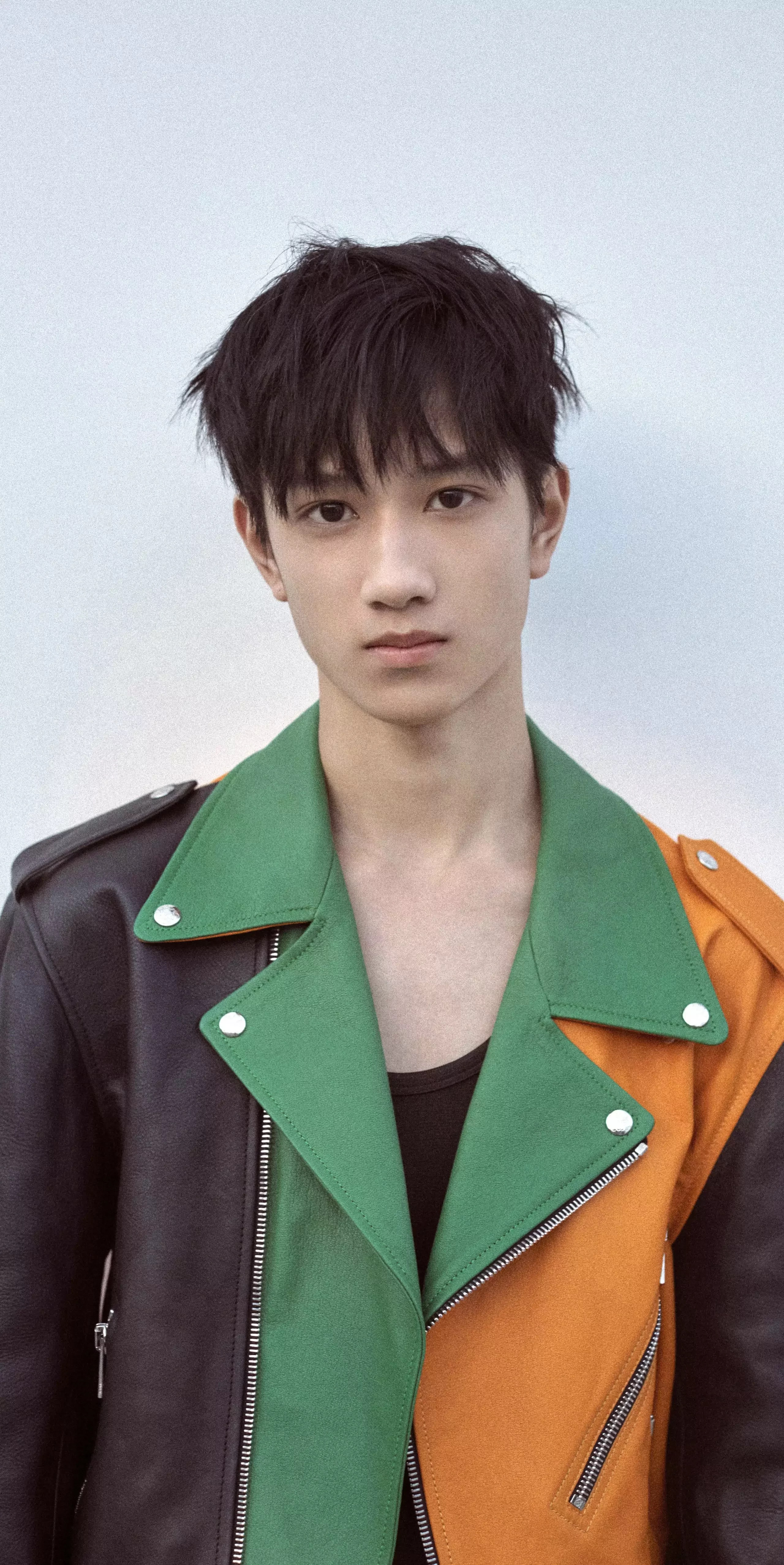 主题:【送阅读码楼】敖子逸 x 风度uno mo:我已等不及迎接长大[13]