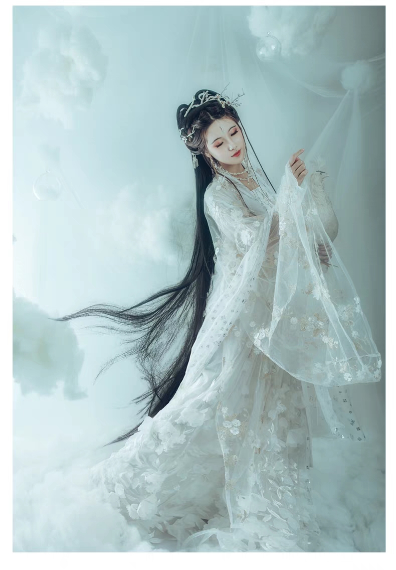 主题:汉服xq,种草了两条小裙子,哪条比较好看?