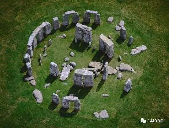 巨石阵与亚瑟王