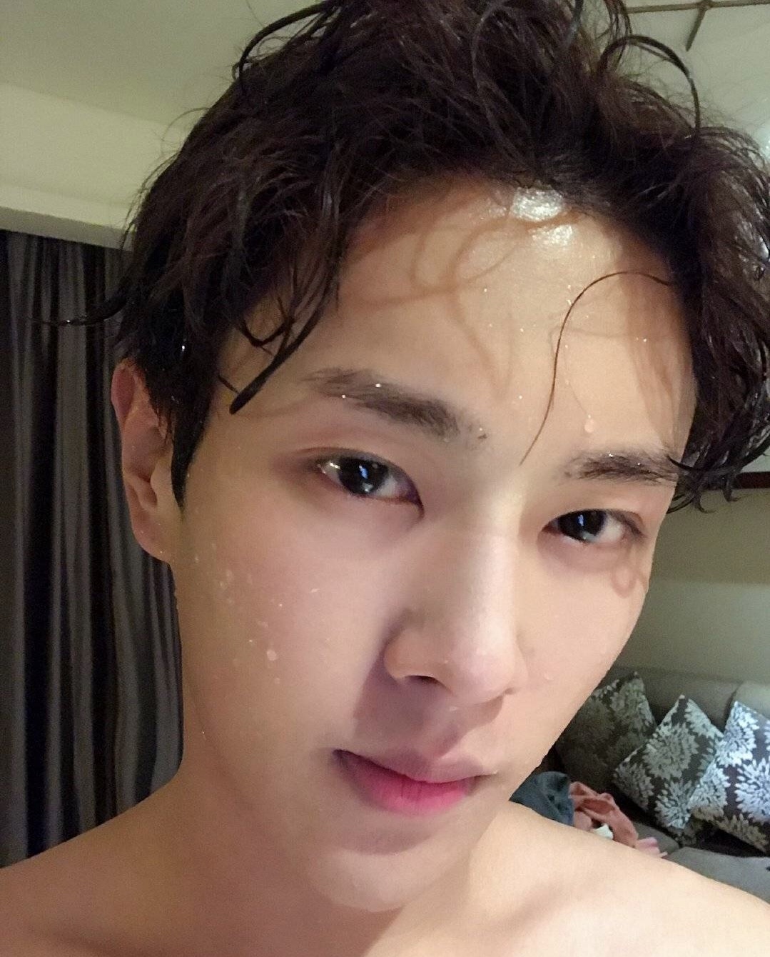 主题:这个素颜什么水平?[11]收藏该帖已收藏