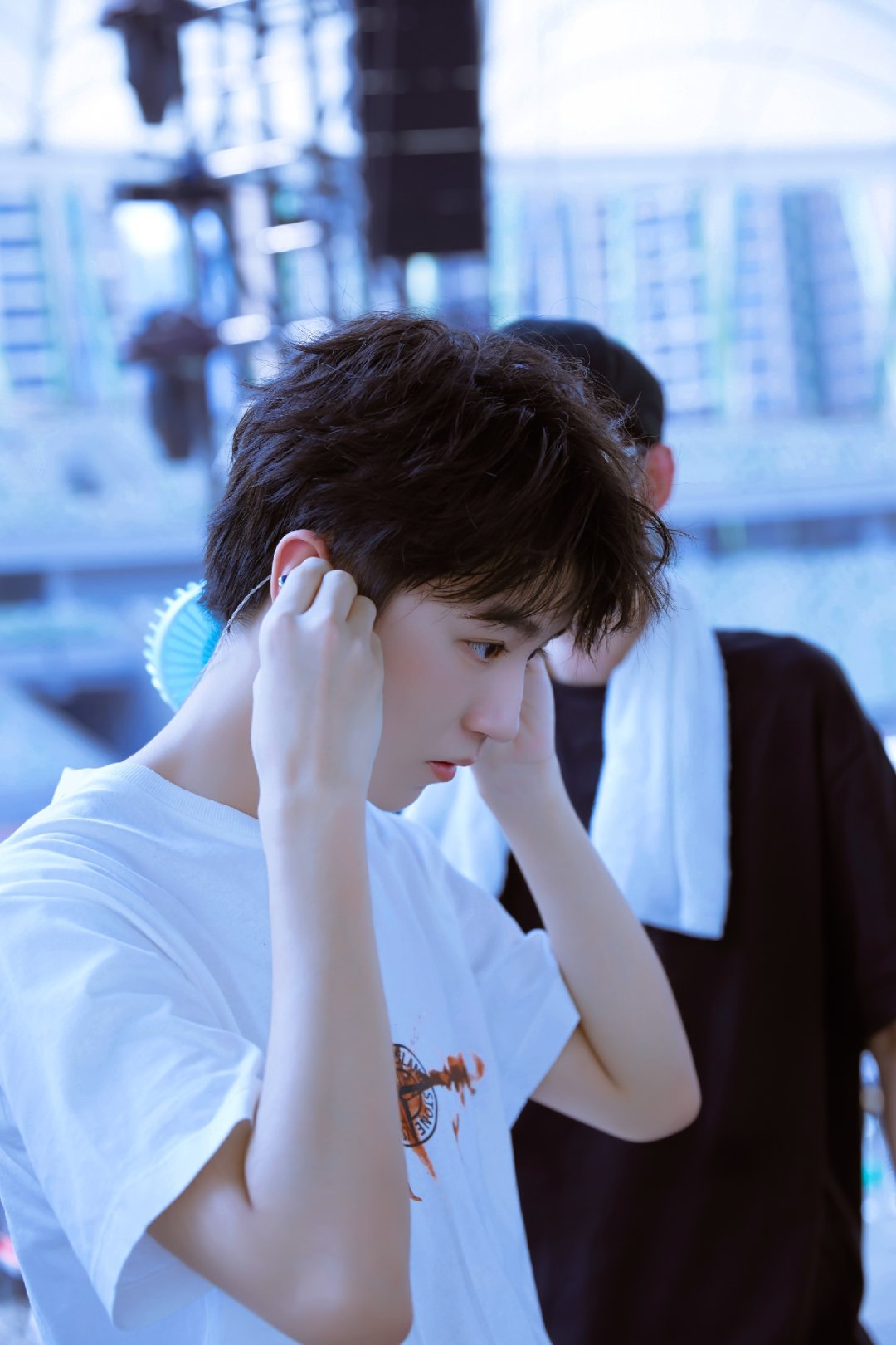 莫晨欢《地球上线》成功签约影视〗 真正善良美好的人在做公益 №1