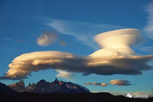 抵抗运动瓦解耶稣会