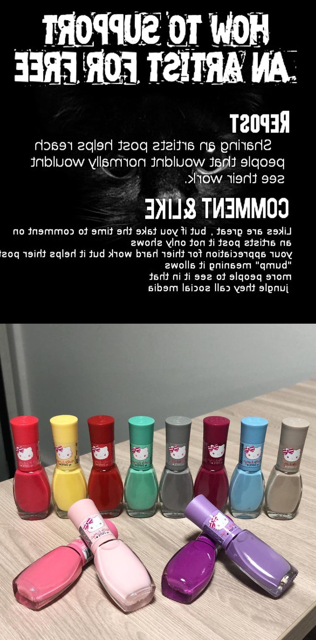 deluxe nails,round nails,Quem tbm tapaixonada por essa colelinda Hello Kitty pela doteesmaltes?! Muito amor nMeninass vc encontram os esmaltes na loja lojasos, elas enviam para todo o Brasil!  