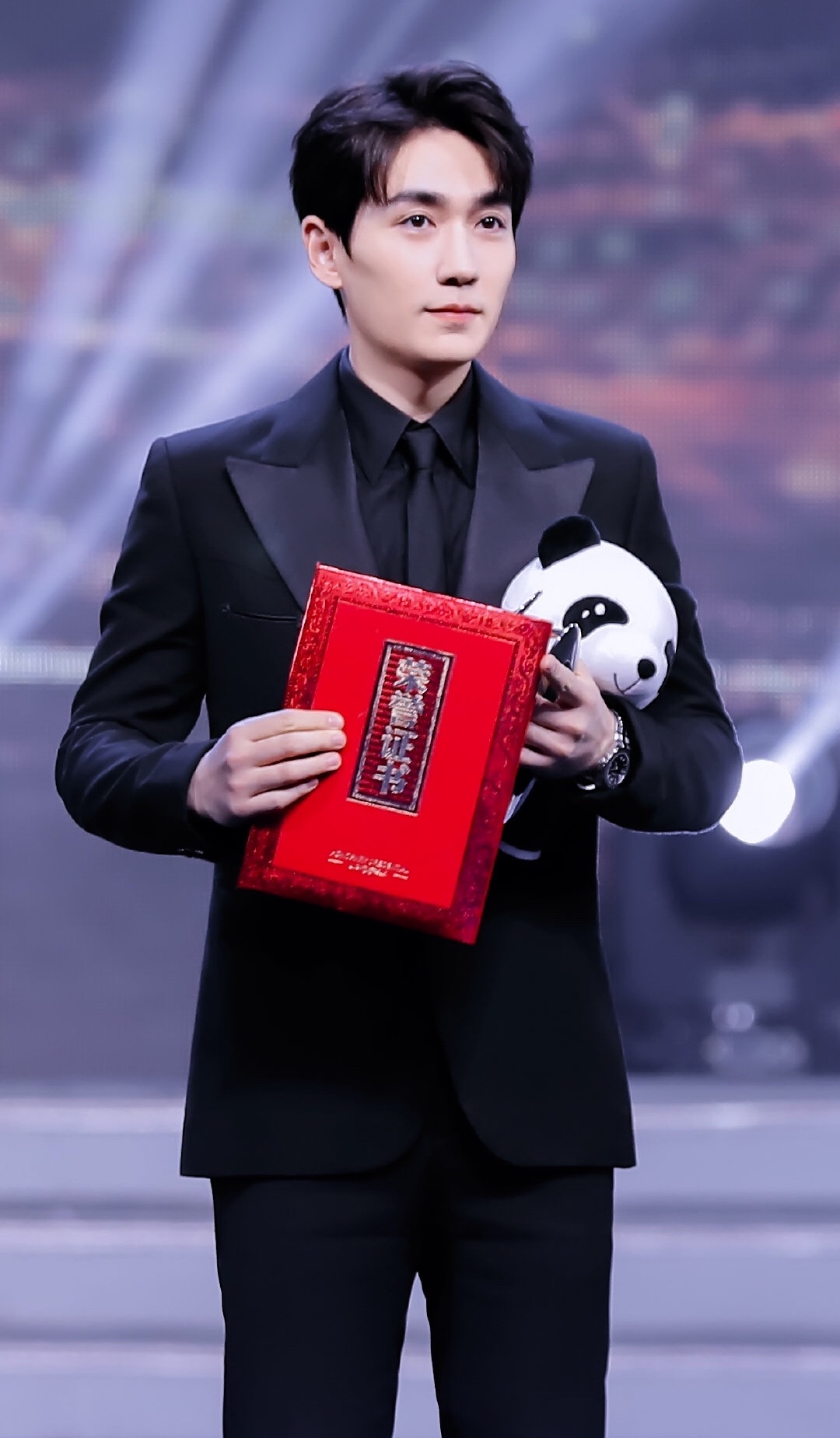 主题:工作号居然刷到了zyl的这张图,标准的绅士[47]收藏该帖已收藏