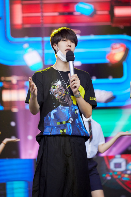 主题:就是奇怪太子是怎么做到纯素颜怎么帅的[111]收藏该帖已收藏