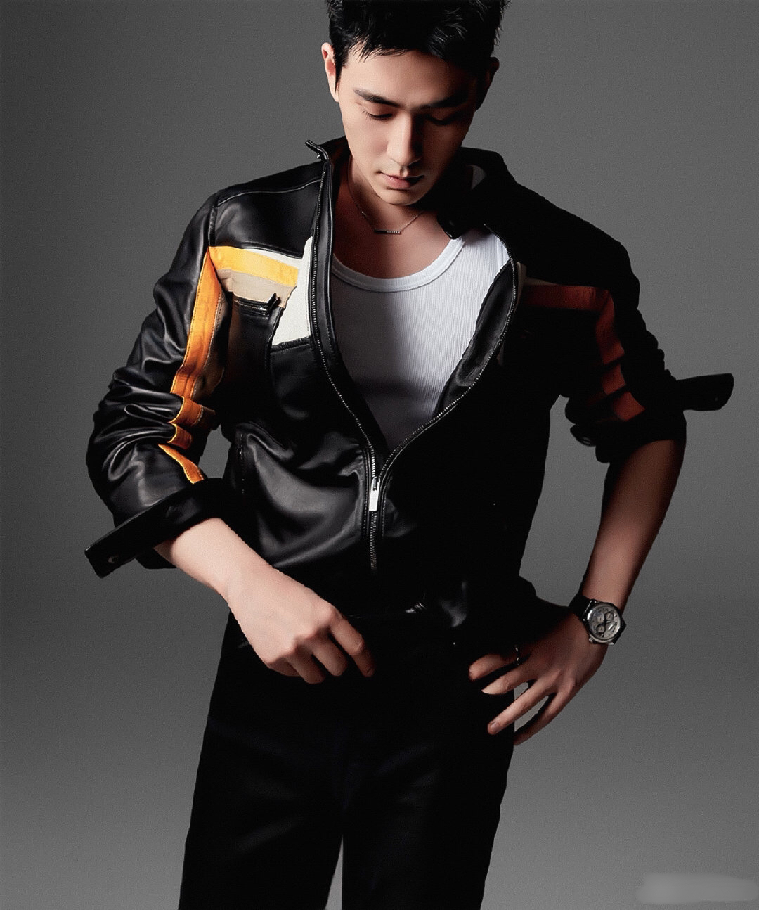 主题:我们得说实话,zyl的短发造型 直播啊,视频啊,广告物料啊什么都