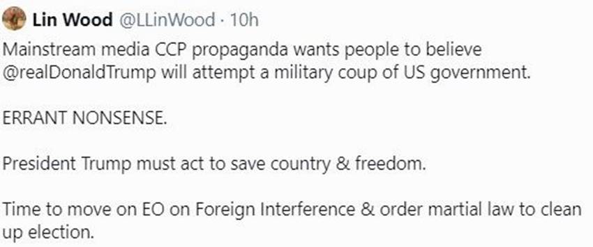 军事 v 司法系统|圣诞老人冲浪(海滩广播)