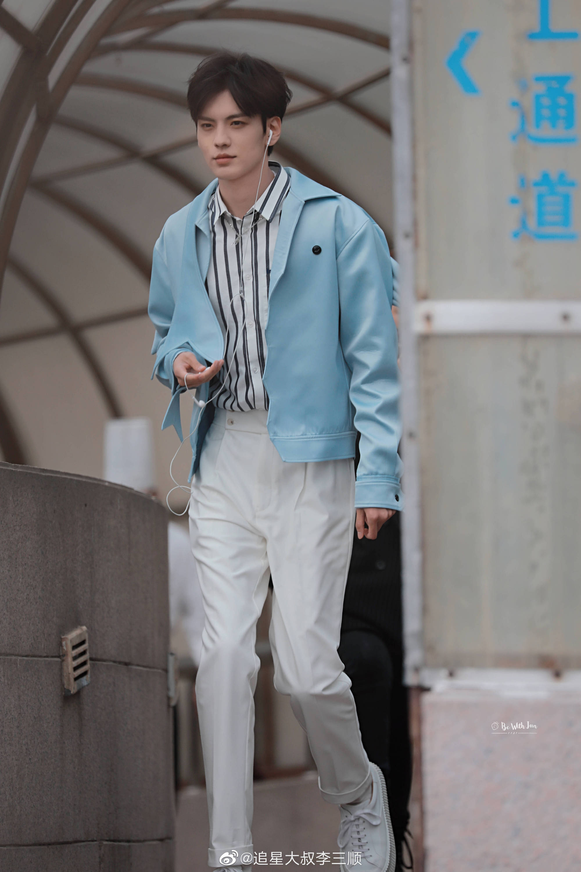 耽改101选手陈飞宇,毕雯珺,一起录跑男了,看看谁帅 —— 晋江文学城